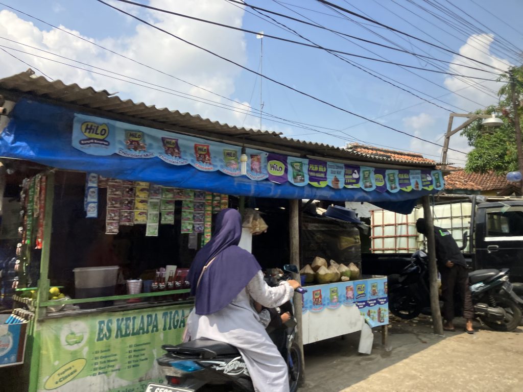 田舎町（失礼）の市場