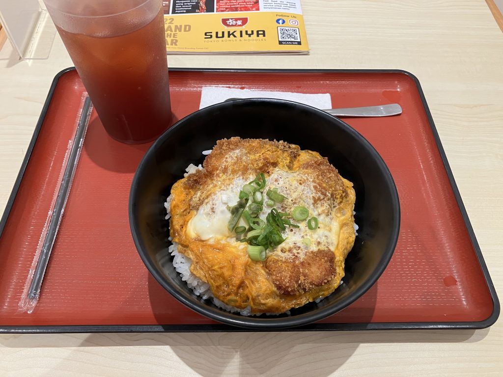 すき屋の「チキン」かつ丼「とんかつ」はさすがにありません