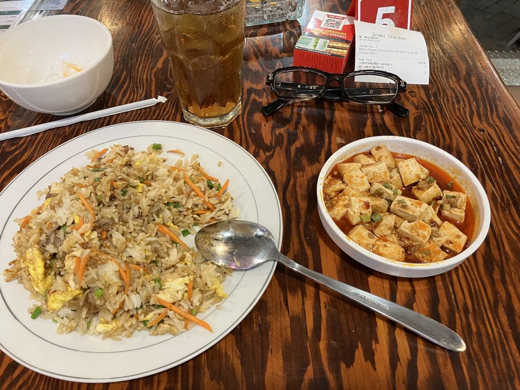 牛肉チャーハンと麻婆豆腐