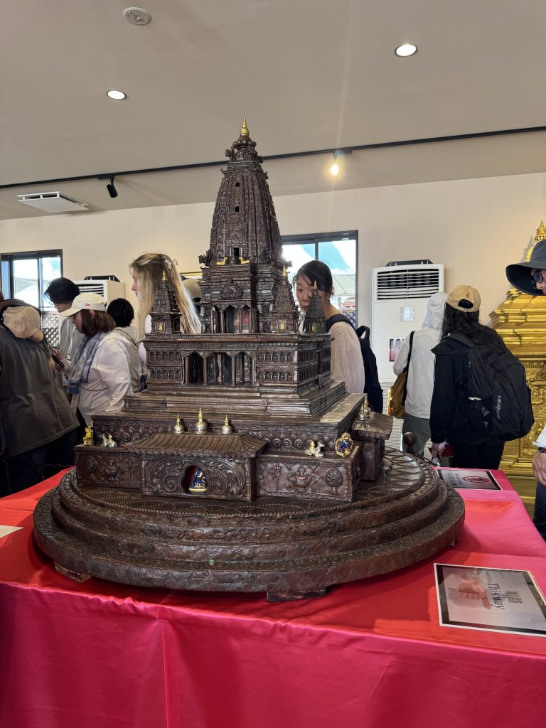 文化財の多い国。さまざまな展示があります